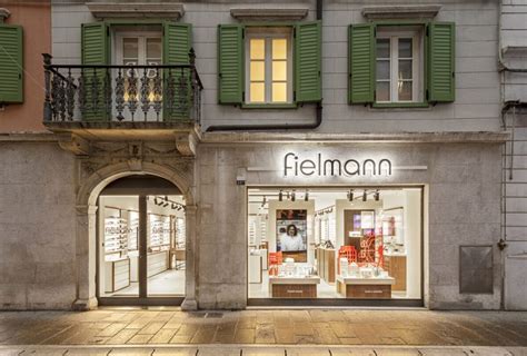 Fielmann Store .